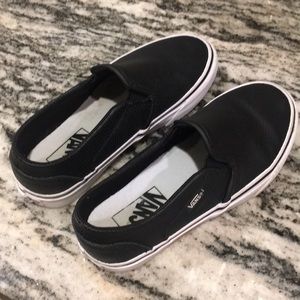 Barely worn black leather Vans :Size 6